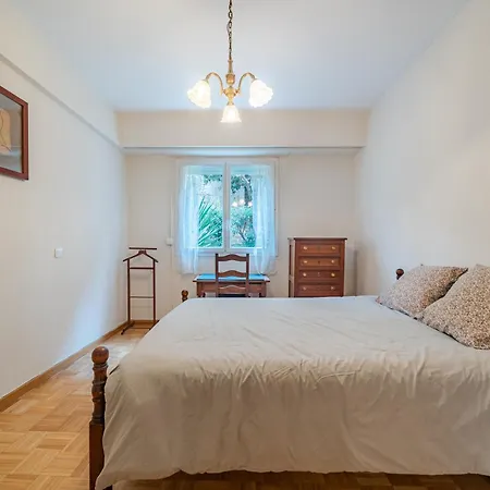 Apartment Grand 3 Pieces Calme - - Garage